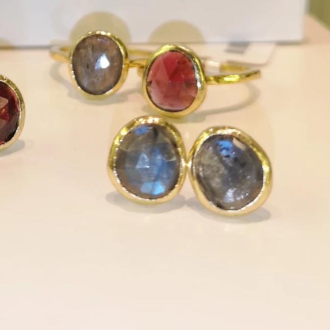Le Emmalyn rainbow grey labradorite stud earrings