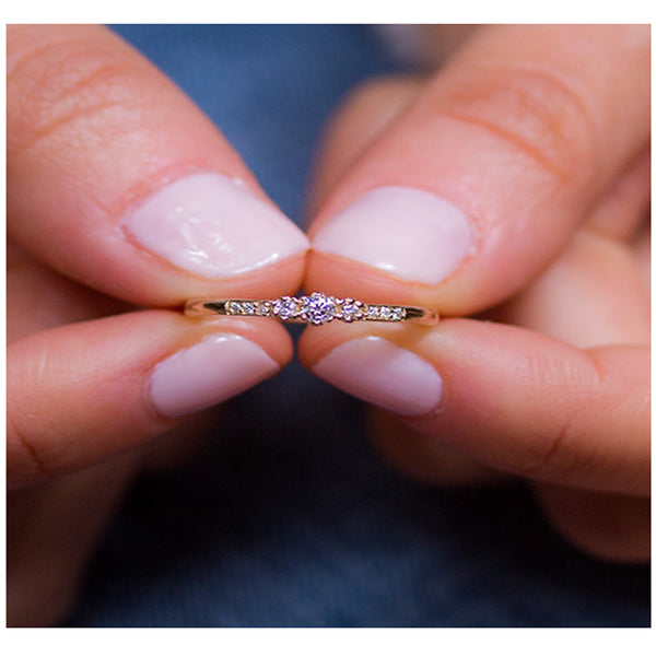 18K Gold Sparkly Triple Diamond Ring