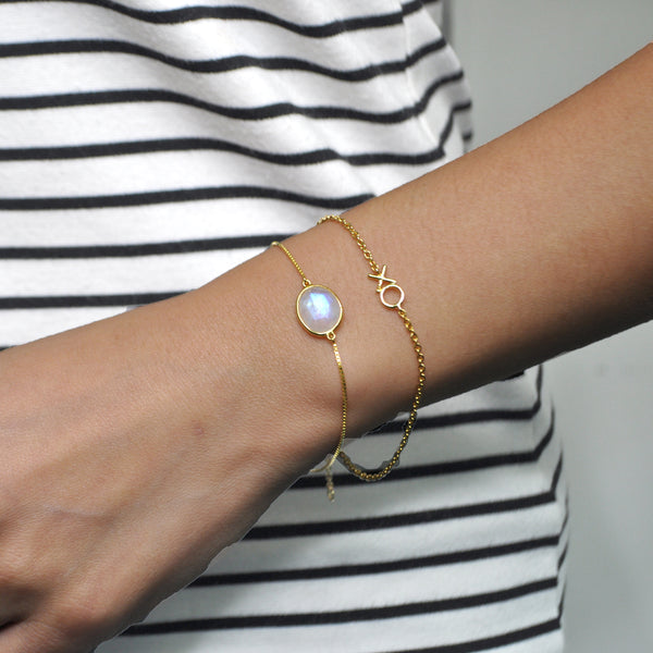 Le Emmalyn fancy rainbow moonstone bracelet in 18K gold