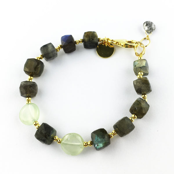 Raw Gems Collection rainbow labradorite with fancy cut prehnite bracelet in 18K gold