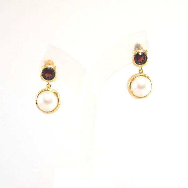 Vintage Imperial lustrous pearl bezel with sparkling faceted labradorite earrings